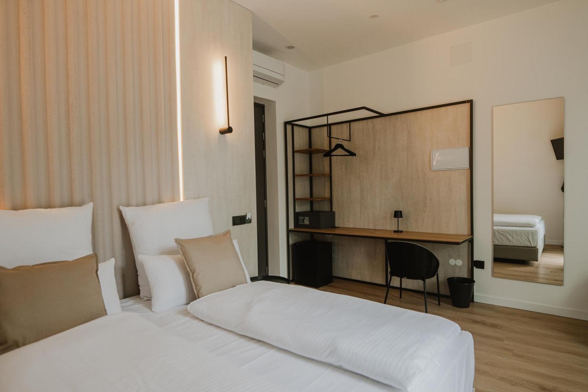 Casa Cuatro Boutique Hotel - Adults Recommended โนโบซังก์ติเปตรี ภายนอก รูปภาพ